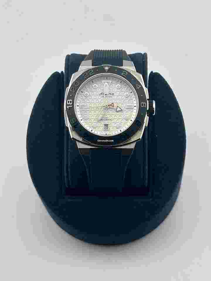 Alpina Seastrong
                           
                                 Diver Extreme Automatic GMT