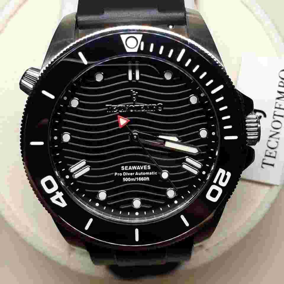 Tecnotempo Seawaves 500m Diver CERAMIC BEZEL Helium valve. ''Happy is good on you''