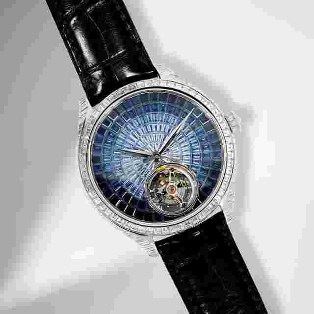 H.Moser & Cie. Endeavour
                           
                                 Tourbillon Concept