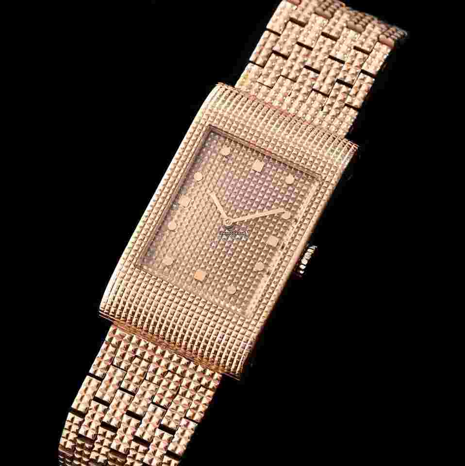 Boucheron Reflet
Paris Reflet Omega 18K RG Manual Wind w Original Gold Bracelet
