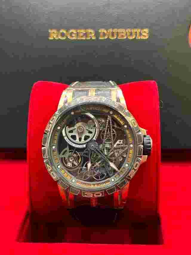 Roger Dubuis Excalibur
                           
                                 Spider Automatic Skeleton Rose Gold Ceramic Skeleton Dial RDDBEX0647