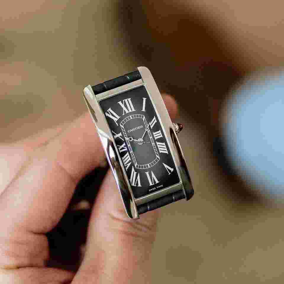 Cartier Tank
Cintrée Platinum NSO - Grey Fumé dial