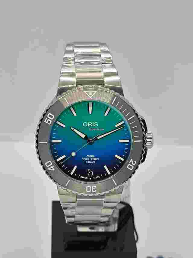 Oris Aquis
                           
                                 Great Barrier Reef Limited Edition IV