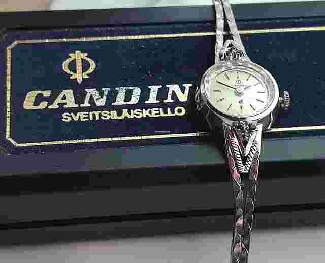 Candino
                           
                                 silver / sapphire bracelet automatic watch serviced