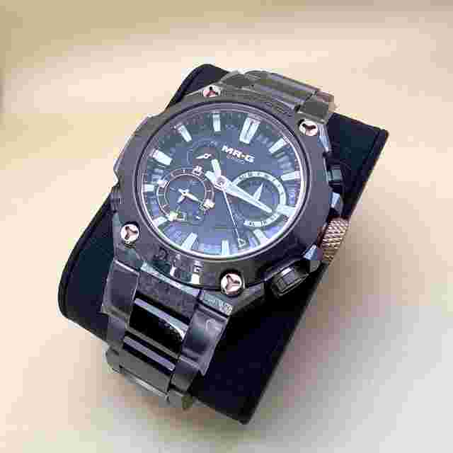 Casio G-Shock
                           
                                 Titanium solar radio bluetooth limited watch MRG-B2000JS-1AJR