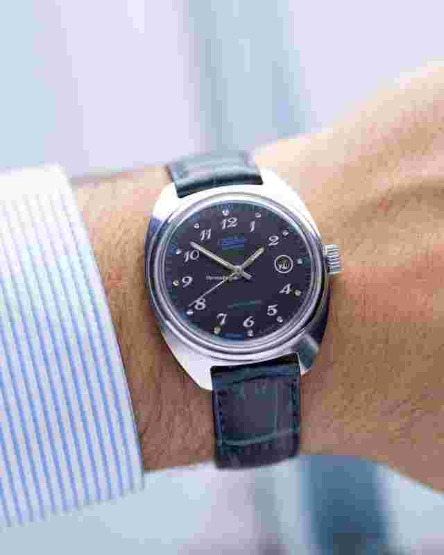 Slava
                           
                                 Automatic watch Made in USSR