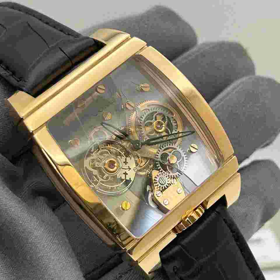 Corum Golden Bridge
TOURBILLON PANORAMIQUE B382/00343
