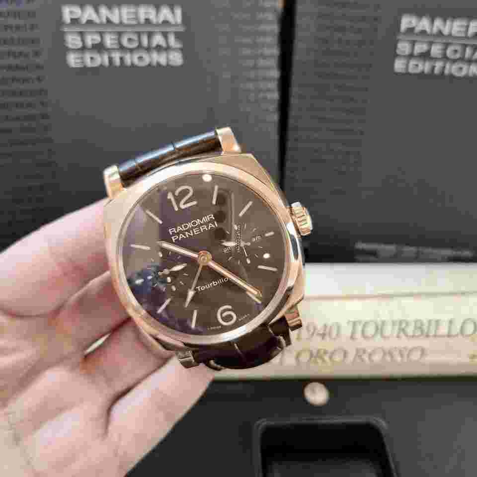 Panerai
                           
                                 Radiomir 1940 TOURBILLON Gmt Ouro Rose Edição 30 Unidades