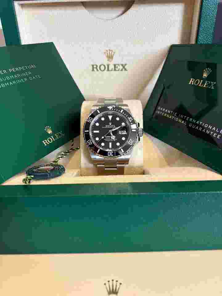 Rolex Submariner Date
126610ln - 2023