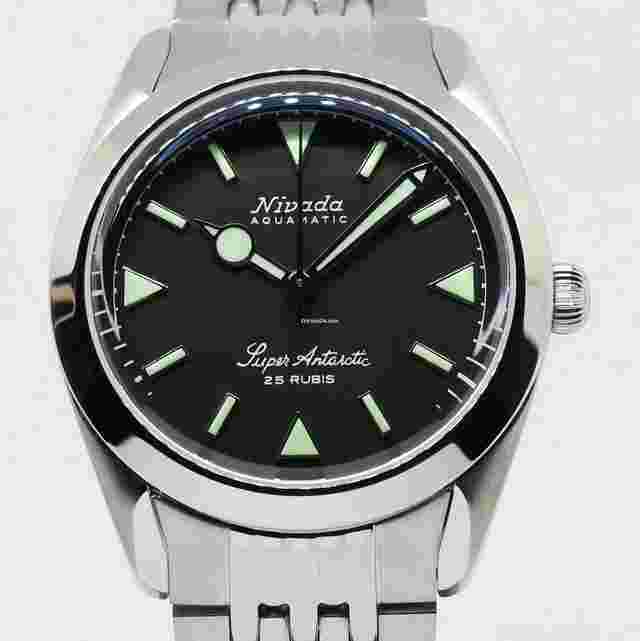 Nivada
                           
                                 Grenchen Super Antarctic 32026A04 NUOVO