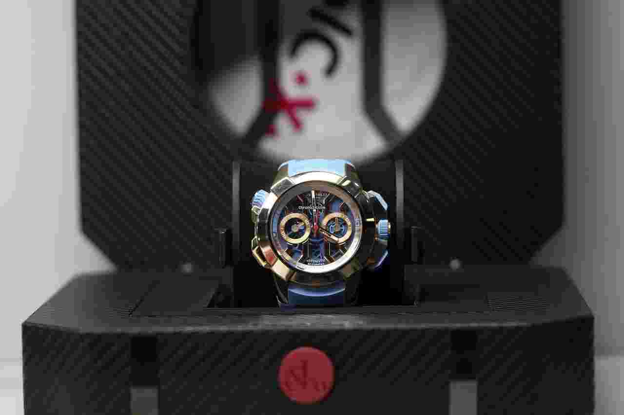 Jacob & Co.
Epic X Chrono Sky Blue Chronograph Rose Gold 47mm Skeleton Rubber EC323.42.AA.AA.BBRUA