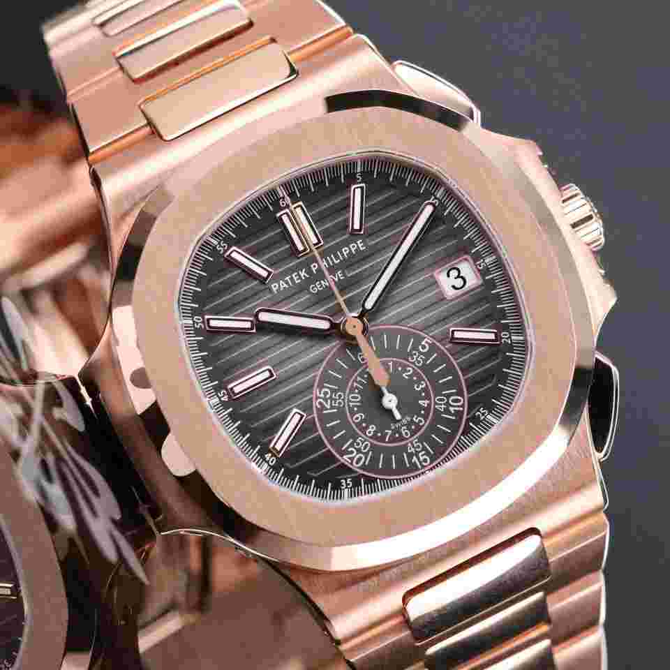Patek Philippe Nautilus
5980-1R DISCONTINUED 40mm Rose Gold Black Dial Full Set - Old Clasp