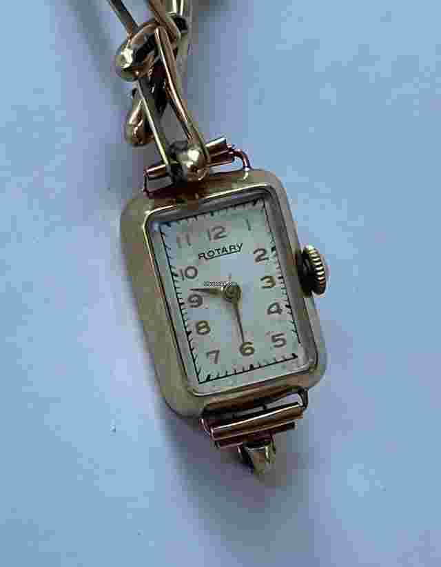 Rotary
                           
                                 Solid 9K(375)Gold Case Bracelet Ladies Art Deco Style Vintage Rectangular Swiss Made