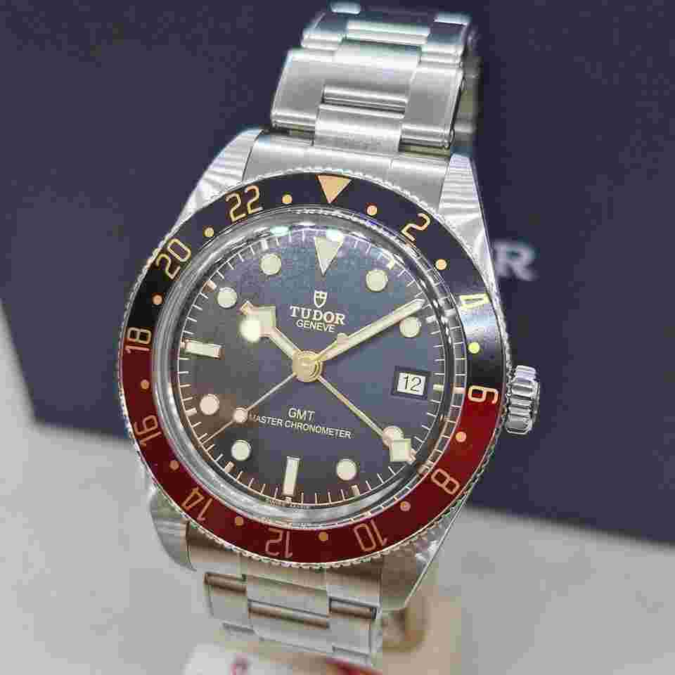 Tudor Black Bay GMT
58 GMT - Coke - Full Set - Full Sticker 2024 Unworn New M7939G1A0NRU