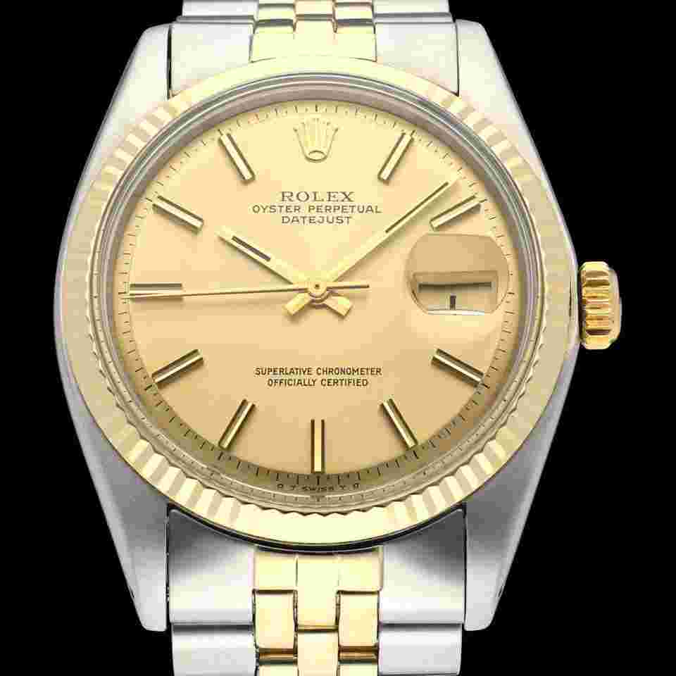 Rolex Datejust 36
1601 / Gold SIGMA Dial / Serviced / With Box / Gold Steel / Jubilee / 36mm / 1973