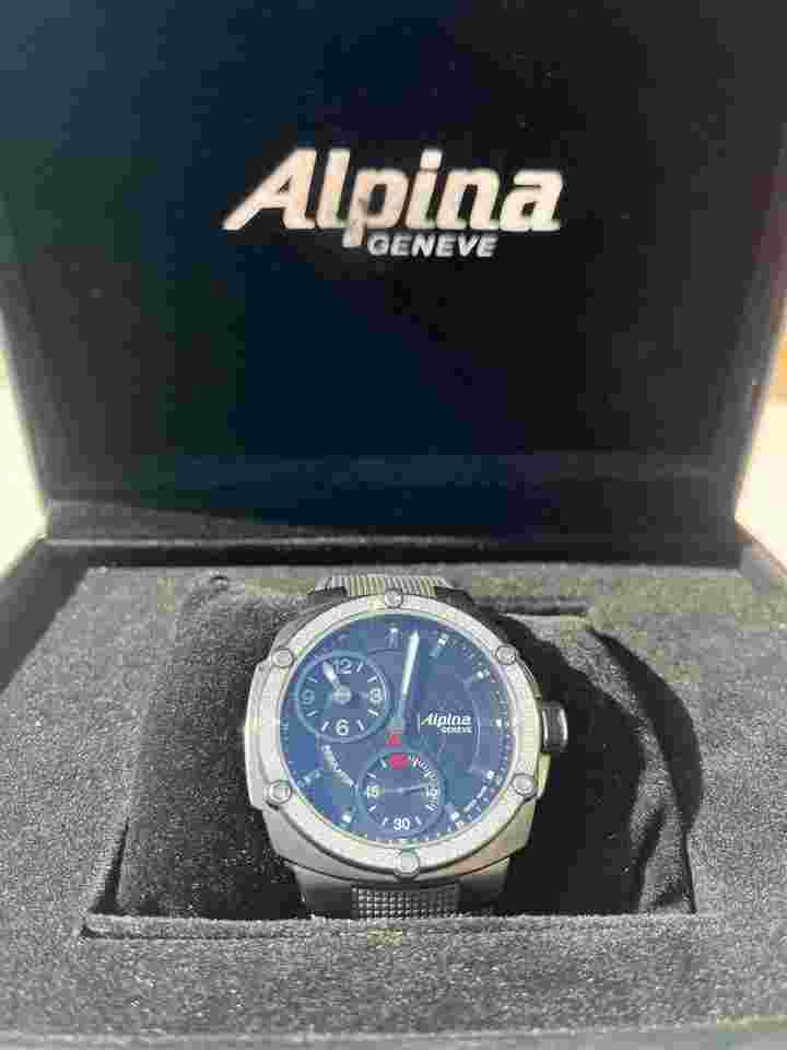 Alpina Avalanche Extreme Lünette mit 126 Diamanten & Zertifikat ungetragen