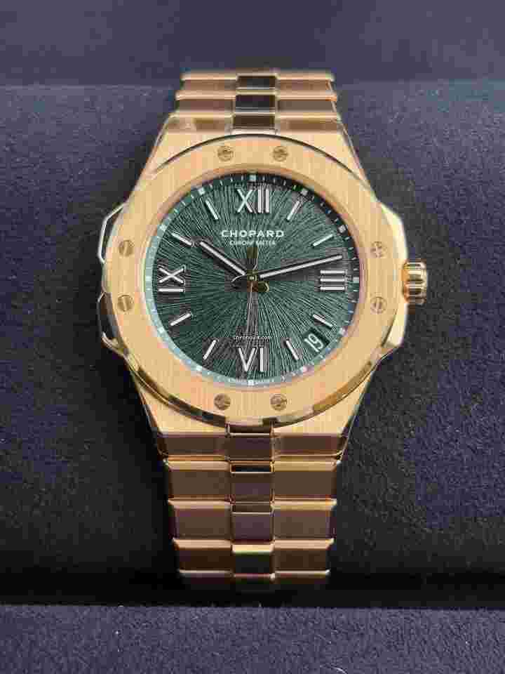 Chopard Alpine Eagle
                           
                                 295363-5007