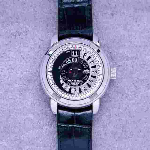 Jorg Hysek
                           
                                 IO 47mm Jumping Hours