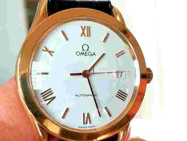 Omega Speedmaster
                           
                                 classic heritage oro 750 automatico 2004 ref. 36012000