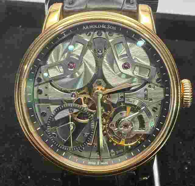 Arnold & Son TB88
                           
                                 1TBAP.S01A.C113A