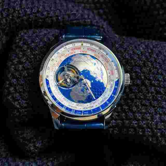 Jaeger-LeCoultre Geophysic Universal Time
                           
                                 Q8126420