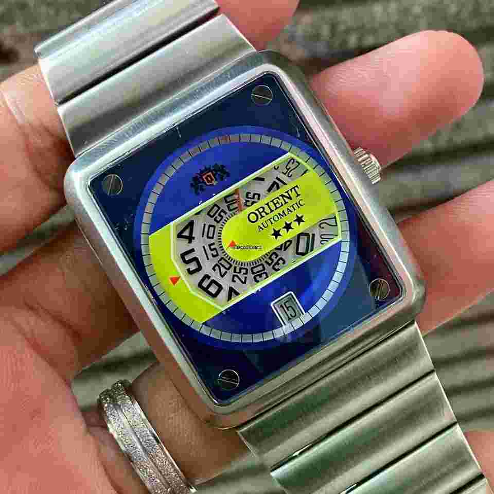 Orient
RARE Orient Jump Hour BIG Automatic ERAM-C0 CA Square Blue Dial Vintage Watch