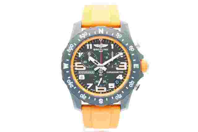 Breitling Endurance Pro
                           
                                 orange X82310 ''UNWORN''