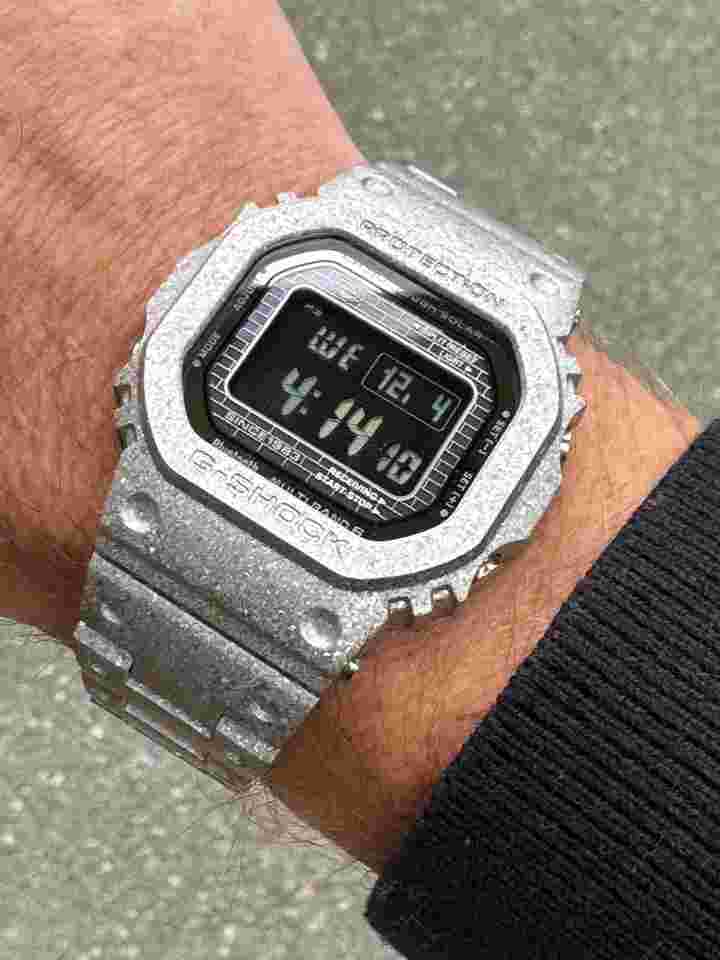 Casio G-Shock
                           
                                 ReCrystallized 40th Anniversary Limited GMW-B5000PS-1ER