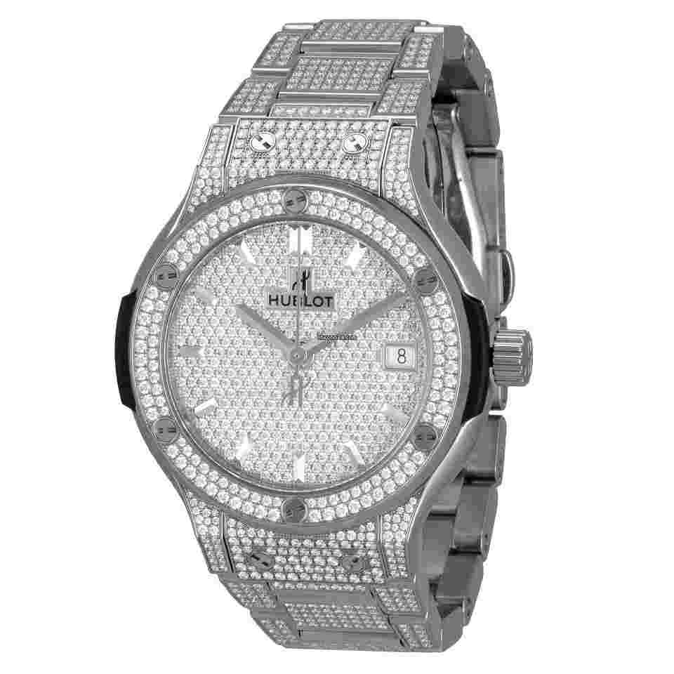 Hublot Classic Fusion
565.NX.9010.NX.3704