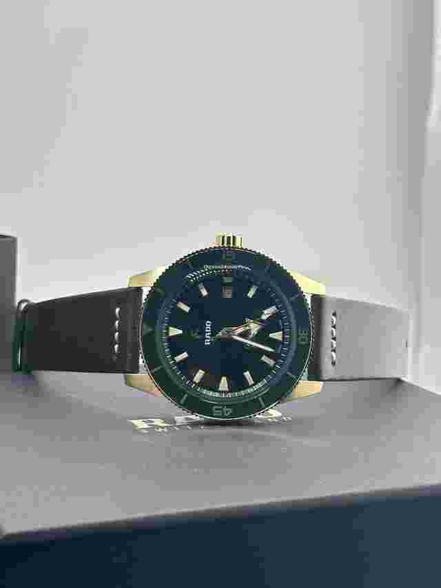 Rado HyperChrome Captain Cook
                           
                                 Automatic Bronze