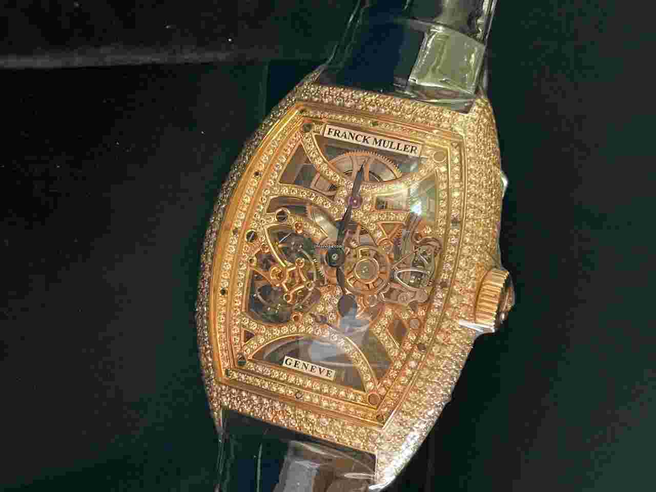 Franck Muller
8880 BS6 SQT D MVF D