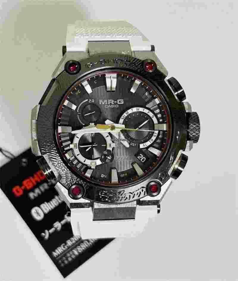 Casio G-Shock
                           
                                 HAND ENGRAVED LIMITED EDITION 40th Anniversary MRG-B2000SG-1A