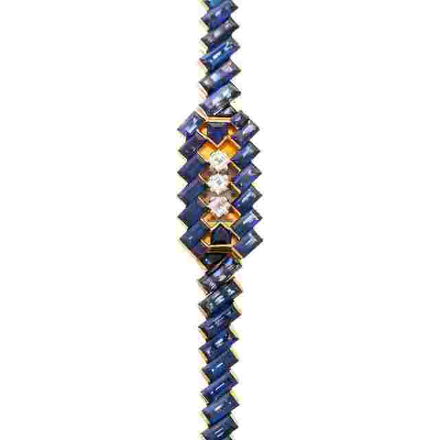 Gübelin
                           
                                 Yellow Gold Sapphire and Diamond Cover Watch