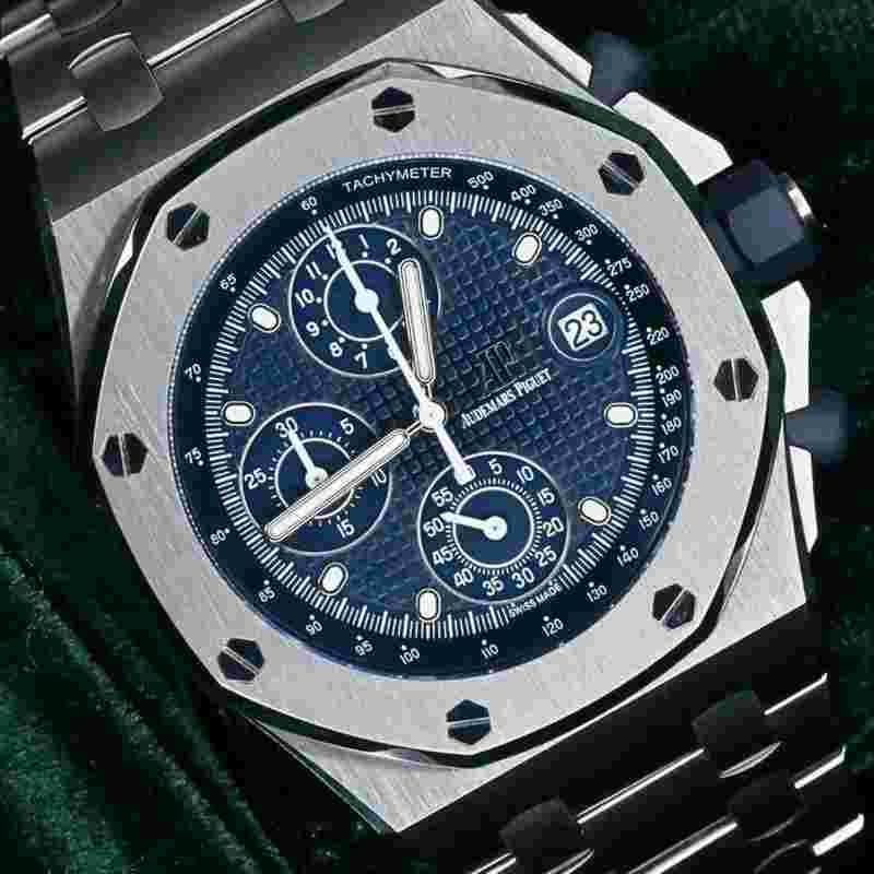 Audemars Piguet Royal Oak Offshore Chronograph
MINT FULL SET Royal Oak Offshore Chronograph “The Beast” 42MM Blue Dial Steel 26238ST