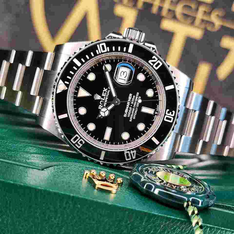 Rolex Submariner Date
126610LN WARRANTY B&P