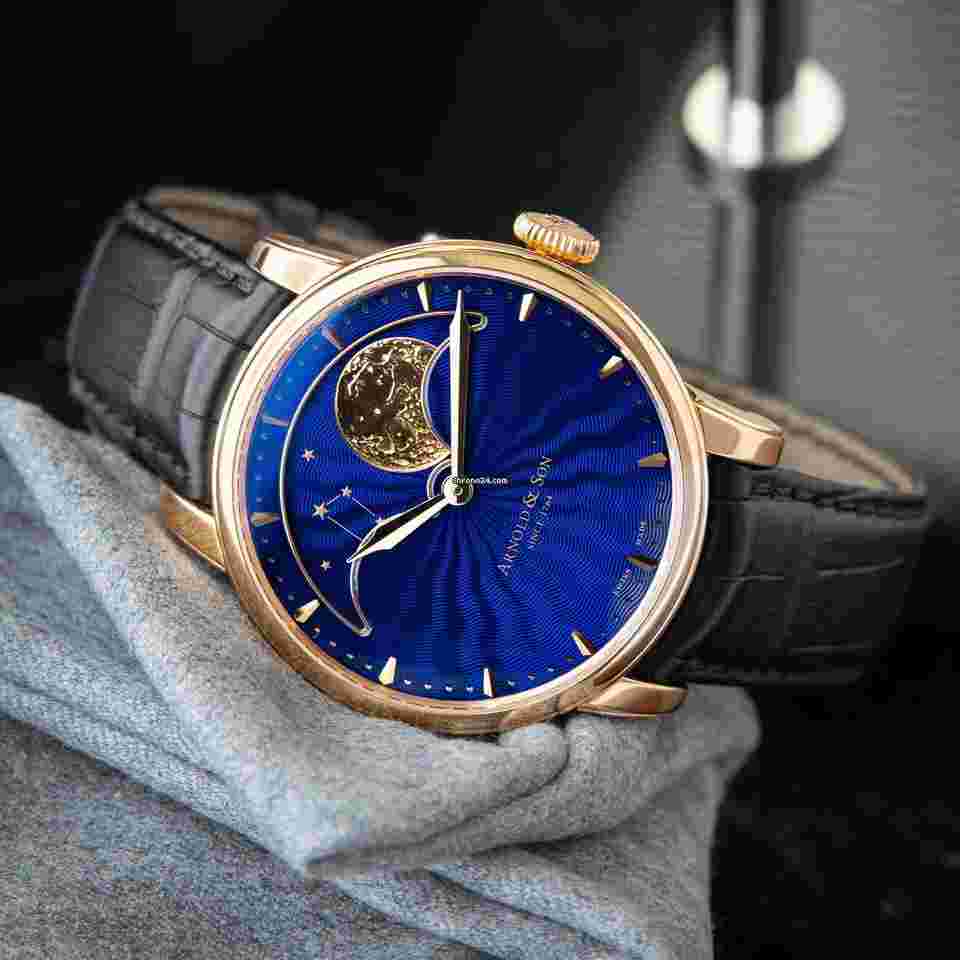 Arnold & Son HM Perpetual Moon
Phase 90 Hour Blue Guilloche Dial Rose Gold