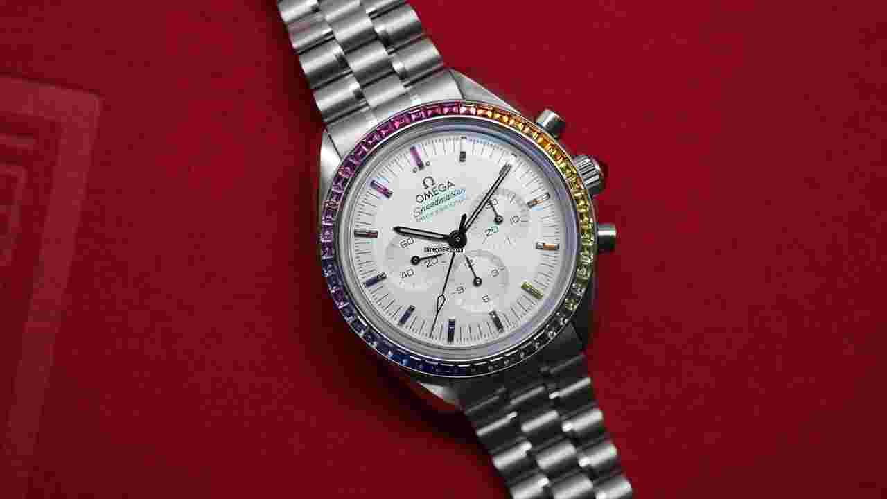 Omega Speedmaster Professional Moonwatch
                           
                                 3861 Canopus Gold - Rainbow 310.55.42.50.52.002