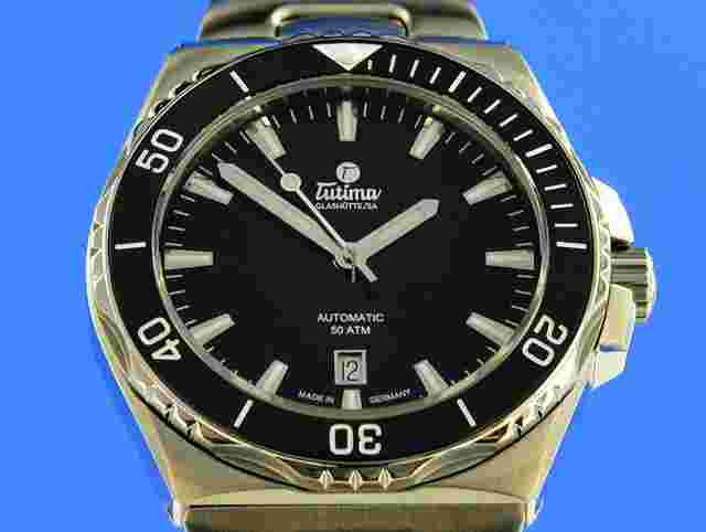 Tutima M2
                           
                                 Seven Seas Automatic S 6155-02