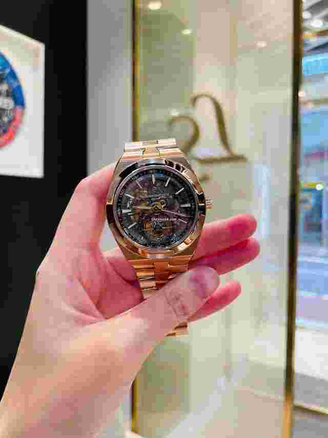 Vacheron Constantin Overseas
                           
                                 Tourbillon Skeleton