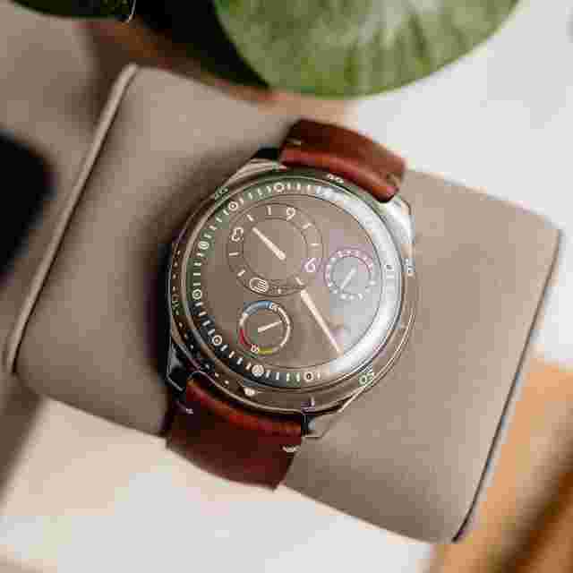 Ressence
                           
                                 Type 5G - Serial 001 - Box and papers