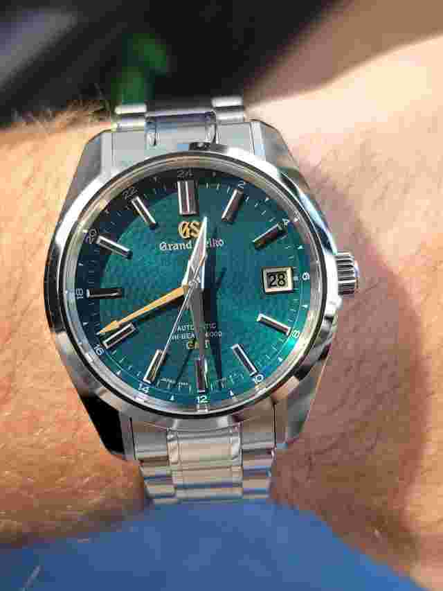 Grand Seiko
                           
                                 Hi-Beat