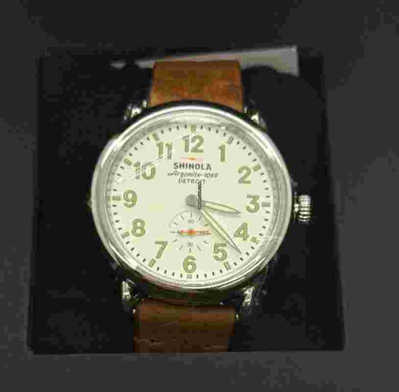 Shinola
                           
                                 The Runwell 41mm White Dial Tan Leather Strap Watch S0120282832