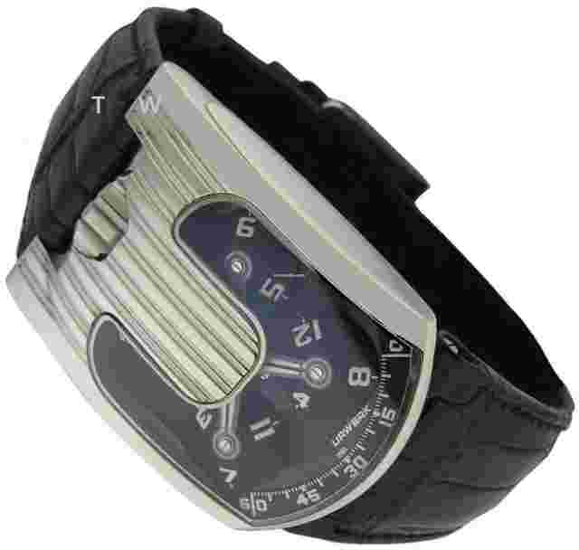 Urwerk UR-103
                           
                                 Targa