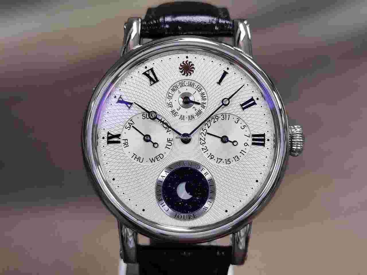 Christiaan v.d. Klaauw
                           
                                 Titan Perpetual (Outside Netherlands the price is deducted of 21% VAT)