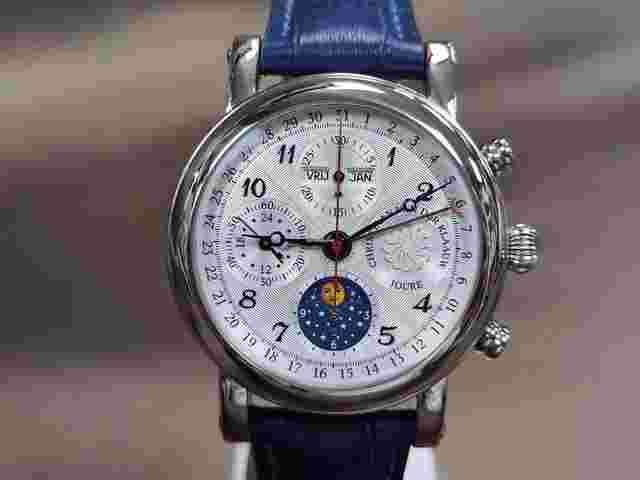 Christiaan v.d. Klaauw
                           
                                 Ariadne (Outside Netherlands the price is deducted of 21% VAT)