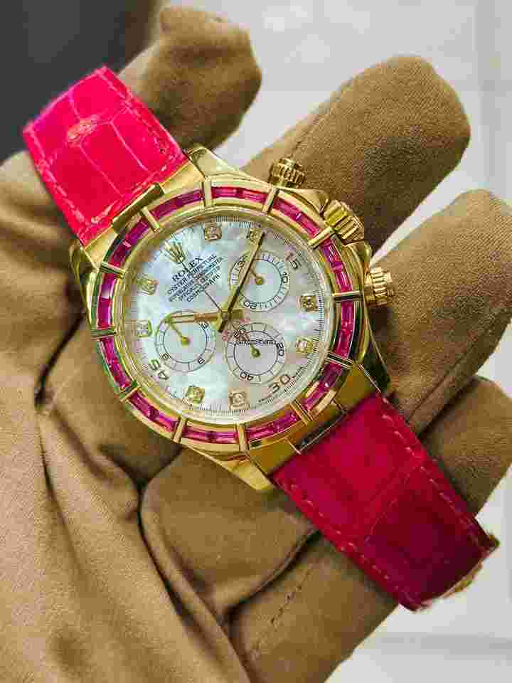 Rolex Daytona
116588SARO Factory Pink Sapphire Bezel & MOP Dial 1 of 10 Pieces