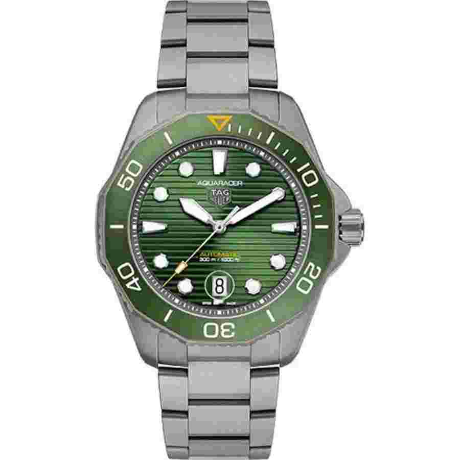 TAG Heuer Aquaracer 300M
Professional 300 WBP208B.BF0631 43mm Titanium With Green Dial Watch 2024