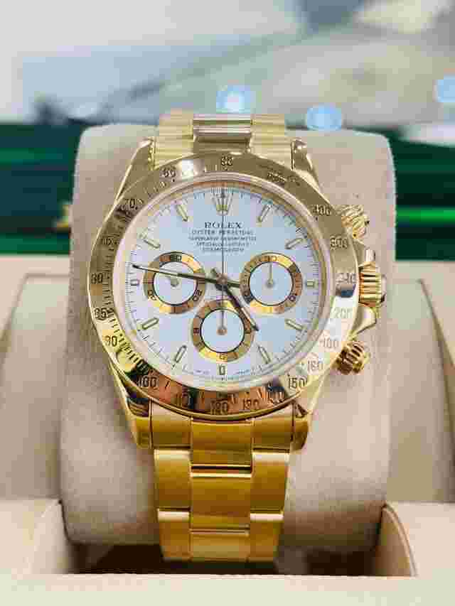 Rolex Daytona
                           
                                 Chronograph 16528 18k Yellow Gold White Dial “ZENITH”