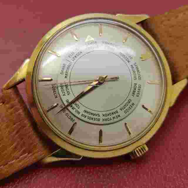 Gübelin
                           
                                 Extremely Rare 18K Automatic Gübelin Ipso-Globe World Time Watch