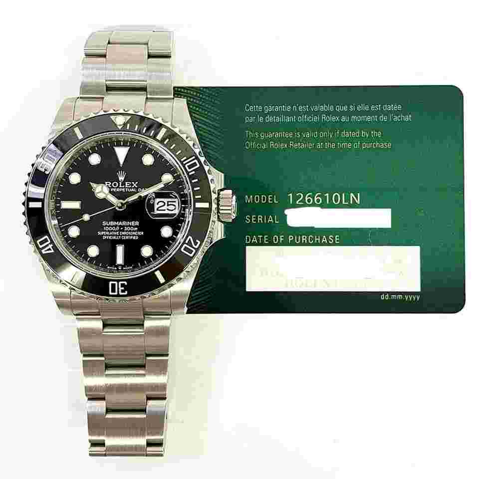 Rolex Submariner Date
Stainless Steel Black Dial 126610LN